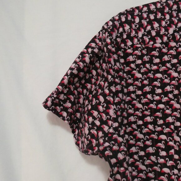 SOUL OF LONDON | XL - extra large | Vibrant Pink Flamingo Pattern Button-Up Top - Picture 9 of 14